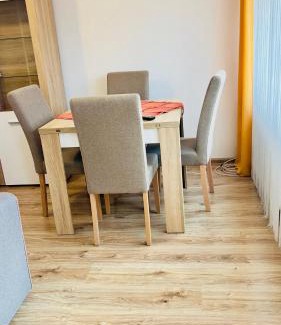 Konin Apartment | Orange Apartment