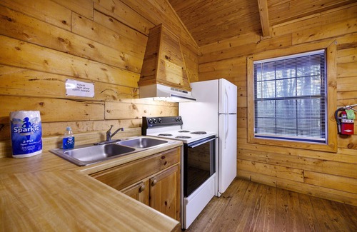 Broken Bow Cabin | Orange Blossom 1 Bedroom Cabin Sleeps 6, Stocked Pond off Deck.