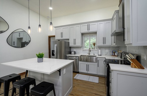 Pottsboro House | Orange Door Oasis -Gorgeous 3BR/BA Lake House