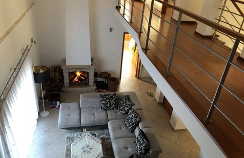 Malinha Villa | Orange Valley View Holiday Villa