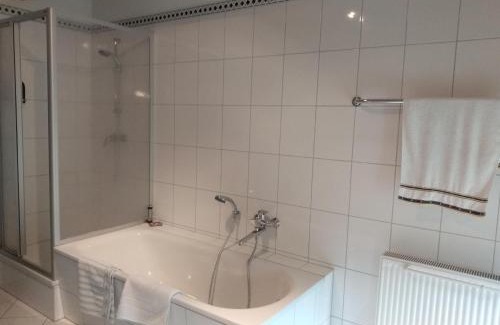 Vierkirchen Apartment | Orangerie im Schlosspark zu Arnsdorf
