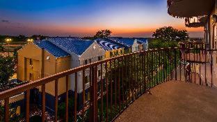 Waldron Hotel | Orangewood Inn & Suites Kansas City Airport