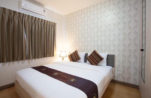 San Sai Apartment | Orawan Suites