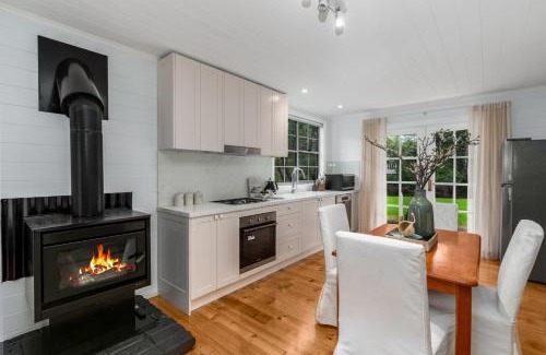 Alpine House | Orchard Cottage Alpine Southern Highlands