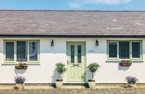Halkyn House | Orchard Cottage