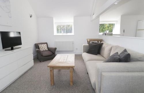 Sedgehill House | Orchard Cottage