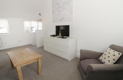 Sedgehill House | Orchard Cottage