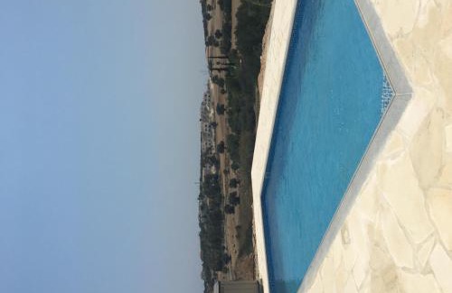 Maroni House | Orchard View Cottage