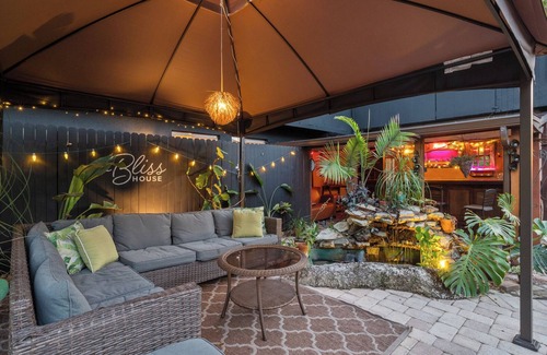 Northwest Orlando Apartment | Orchid Suite at Bliss House
