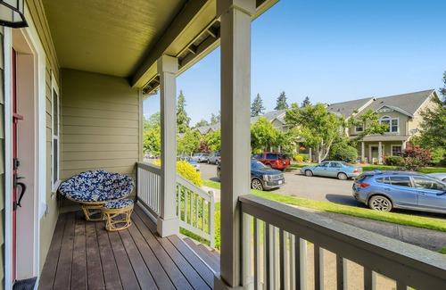 Oregon City House | Oregon Jade Lodging Monthly rental family & pet friendly 3 BR-