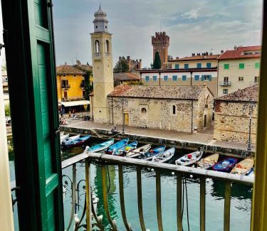 Lazise Old Town House | Oreste Suite