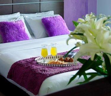Amphipolis Hotel | Orfeas Land
