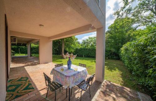 Risan Apartment | Organic Garden Apartment