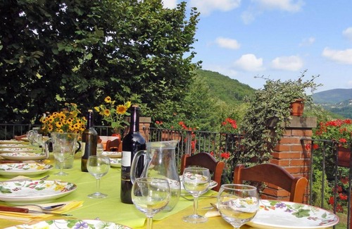 Piazza al Serchio Villa | Oriana, Private Pool, views! Pick your own.Walk Restaurant. WIFI!Chef option