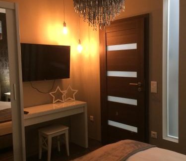 Sarvar Apartment | Orient Suite