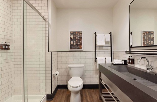 West Central Westminster Hotel | Origin Westminster a Wyndham Hotel