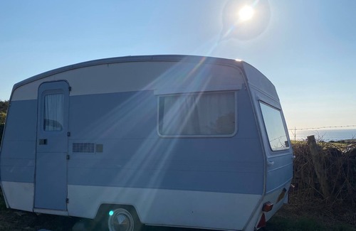 Llanfaethlu Cabin | Original vintage spirit alpine Caravan Anglesey