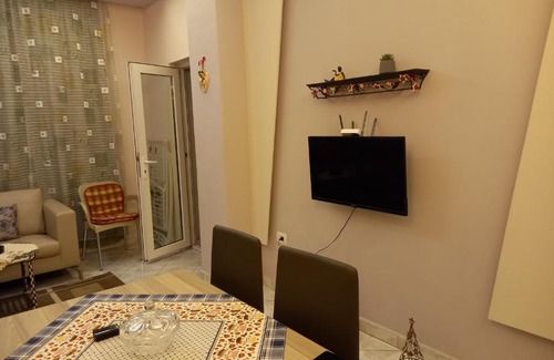 Shkembi i Kavajes Apartment | Orkiton House