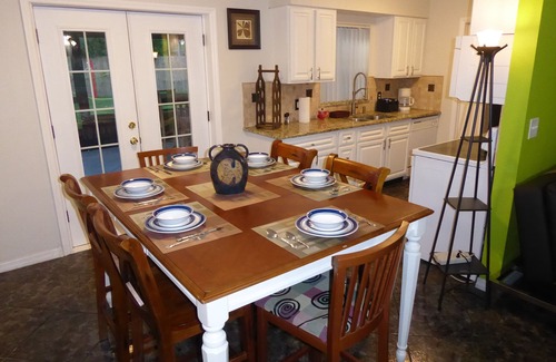 Altamonte Springs House | Orlando Area 4BR/2BA Home w/Jacuzzi & New Communal pool Disney Universal Daytona