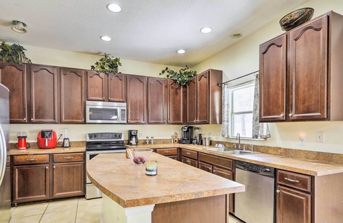 Bithlo House | Orlando Home w/ Private Yard + Patio!
