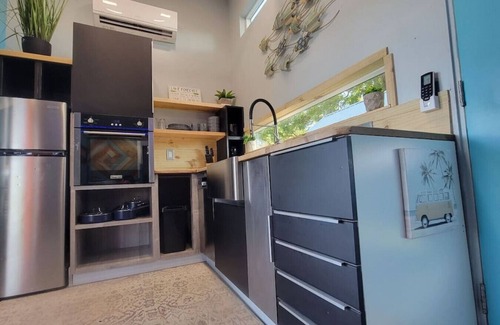 Northwest Orlando House | Orlando Sunshine Lake Shack