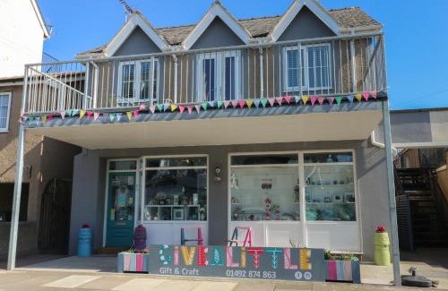 Llandudno House | Orme's Edge No 9