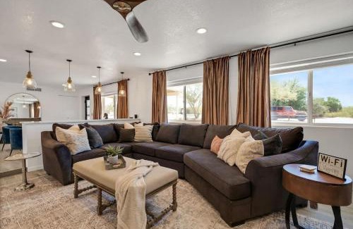 Rancho Feliz House | Oro Valley Lux Stay