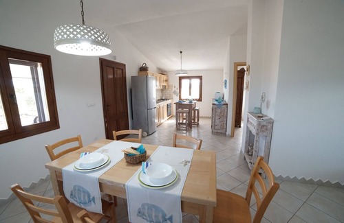 Orosei House | Orosei, Villa Luciana, ideal for relaxation and Privacy