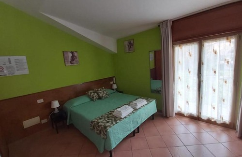 Calizzano Hotel | Orso Momo