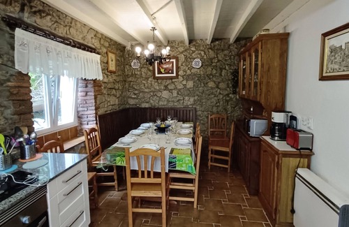 Oruna House | Oruna De Pielagos: Country Cottage/Gite - Santander