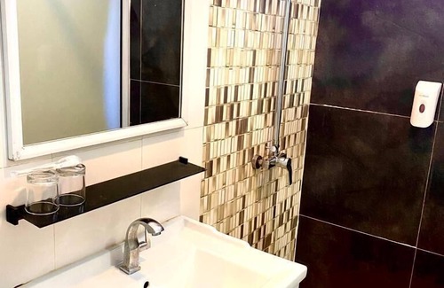 Tanjung Uncang Hotel | OS Hotel Tanjung Uncang