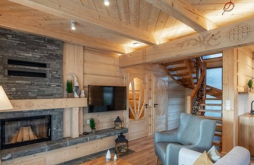 Szaflary House | Osada Guty - Luxury Log Cabin with Stone
