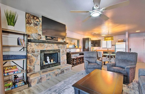 Osage Beach Condo | Osage Beach Resort Condo w/Community Pool!