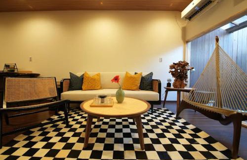 Sumiyoshi Bed & Breakfast | Osaka MiKa Garden family house direct KIX airport