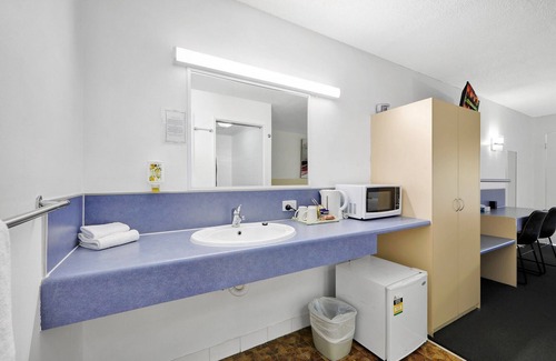 Bundaberg West Hotel | Oscar Motel