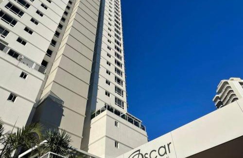 Main Beach Apartment | Oscar on Main 2B - Heart of Main Beach Ocean Views - Hosted by Coastal Letting Co.