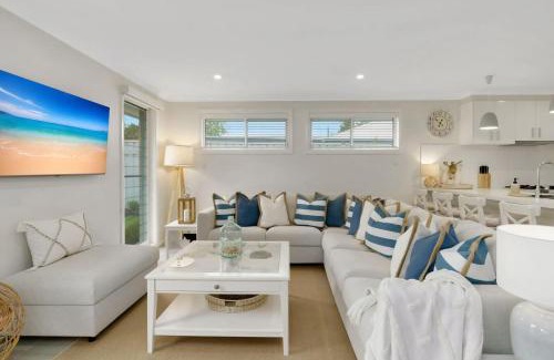 Broulee House | Oscar's Broulee Beach Luxury Coastal Living