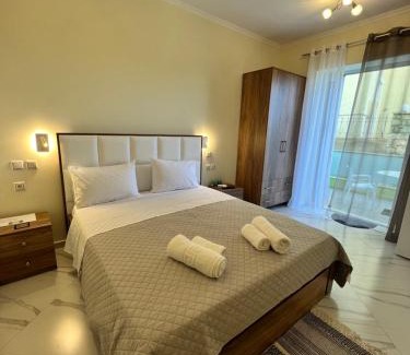 Dhermi Apartment | Oscar’s Apartments Drymades