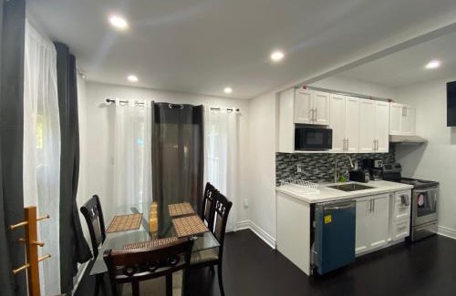 Durham Region Apartment | Oshawa Downtown, 2 Bed rooms house fully furnished
