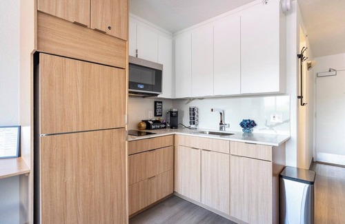Salt Lake City Apartment | Oslo Sapphire Flat · Sapphire Flat - Close to Ski Slopes & Downtown