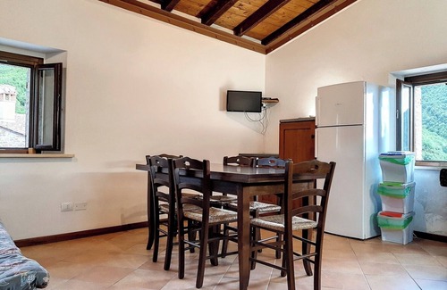 Valtopina Apartment | Ospitaci Appartamenti Giove - Trilocale