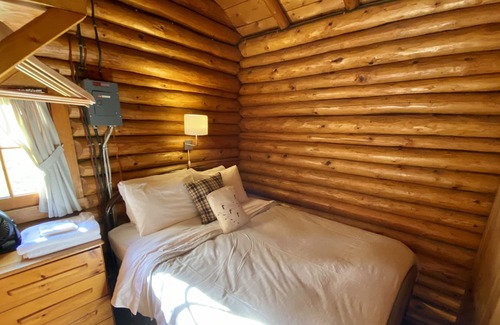 Sioux Narrows Nestor Falls Cottage | Osprey Cabin - 1.5 Bedroom