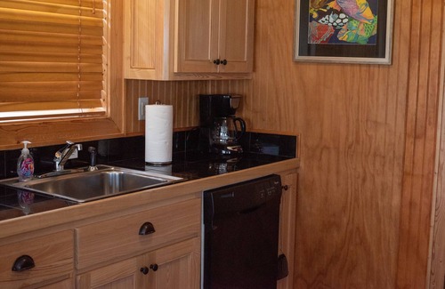 Perdido Beach House | Osprey Guest Cottage Perdido Beach: no crowds traffic condominiums or elevators!