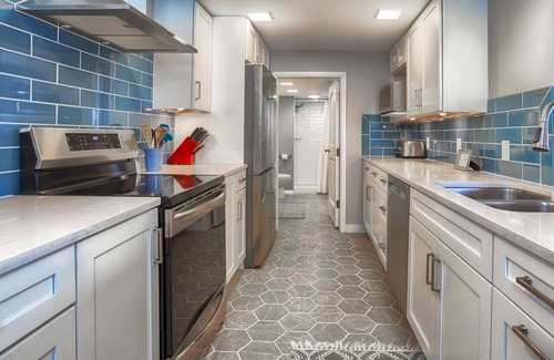 Ithaca House | Osprey Landing : 2 Minutes to Ithaca + Close to Cornell + Lakeside Retreat