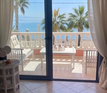 Chiliadou Apartment | Ostraco Suite 1