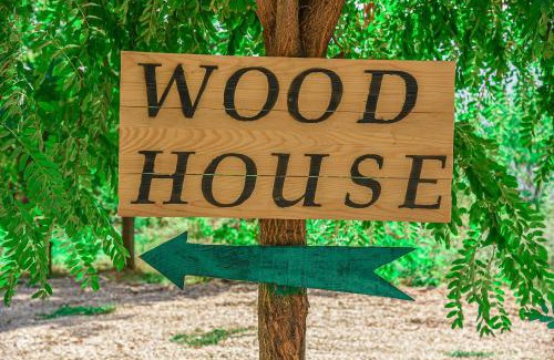 Danilovgrad Municipality House | Ostrog Wood House