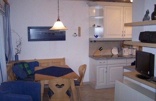 Nienhagen Apartment | Ostseebad Nienhagen heated bungalow on the hunting trail with 2 separate bedrooms