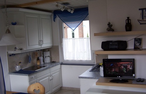 Nienhagen Apartment | Ostseebad Nienhagen heated bungalow on the hunting trail with 2 separate bedrooms