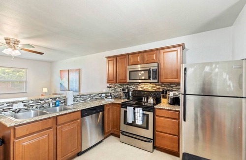 Stillwater Apartment | OSU 1 bed near stadium-sleeps 4
