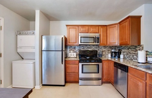 Stillwater Apartment | OSU 2 bed 6 blocks to stadium